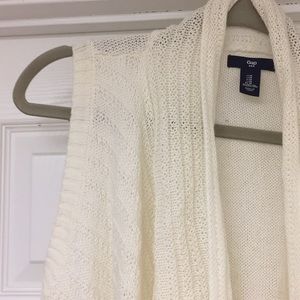Gap sleeveless vest. Size M.